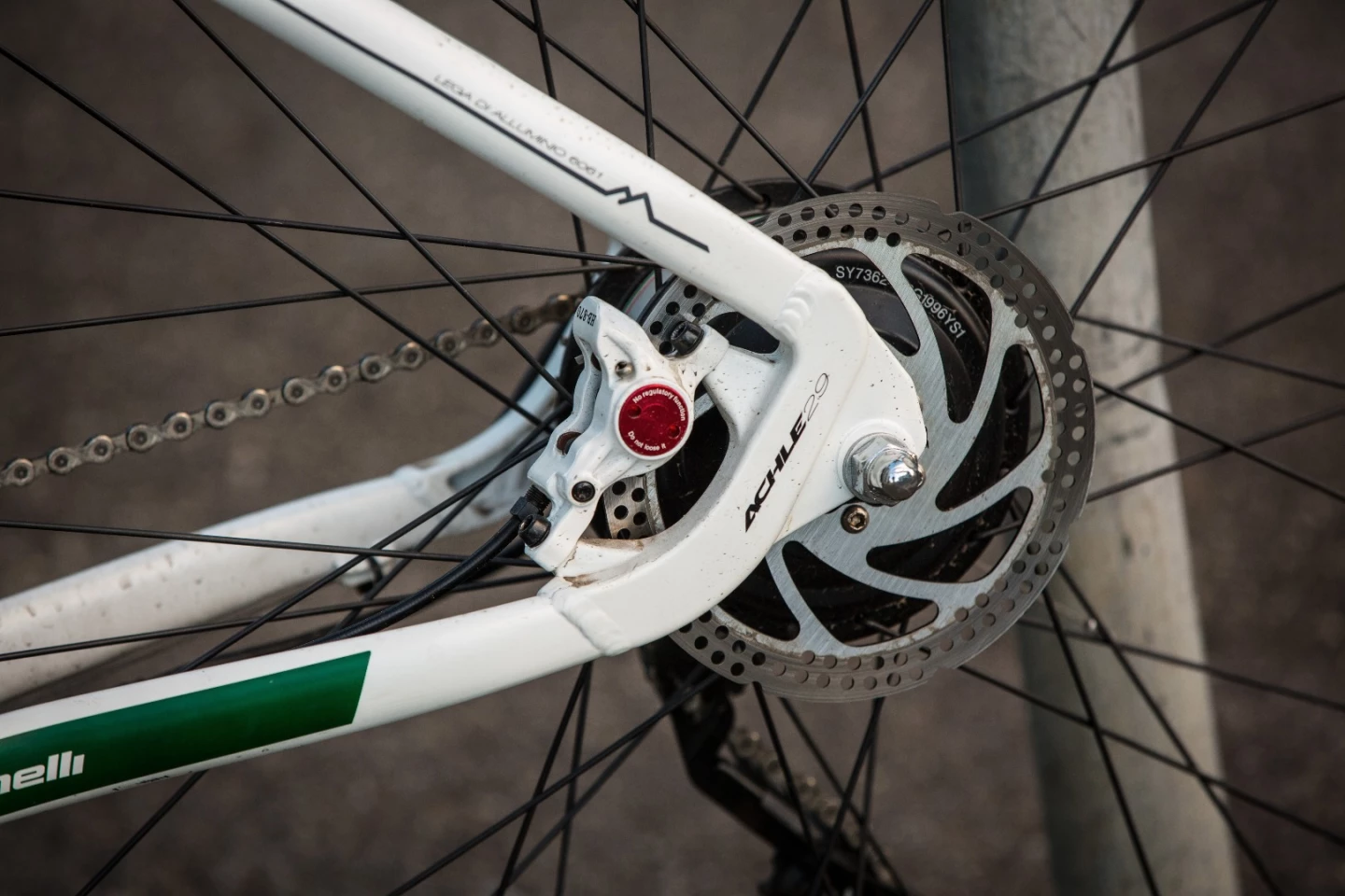 Benelli Achle 29 eBike: Benelli's own hydraulic rear disc brake system