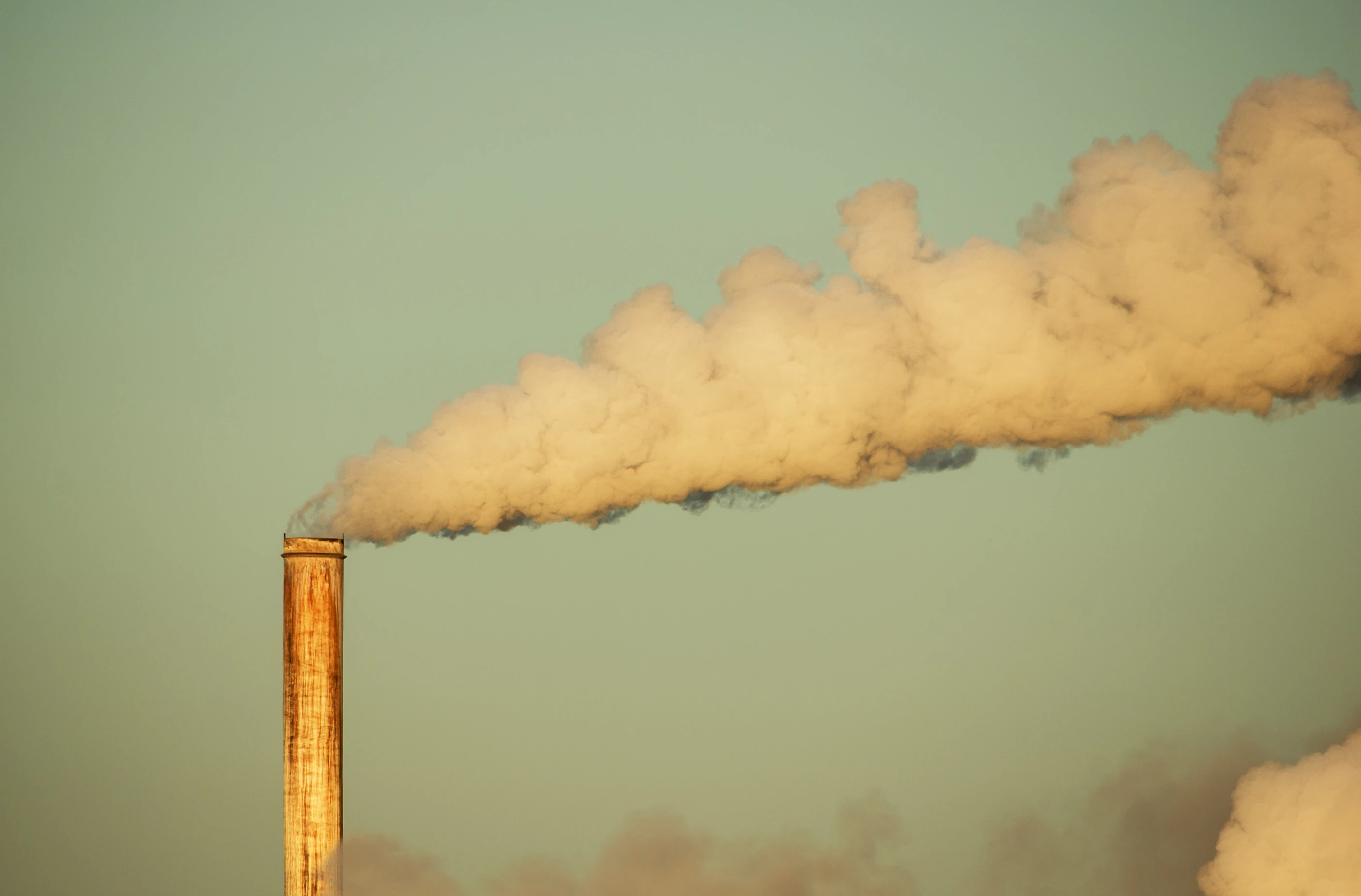 The material could find use in smokestacks, or anyplace else where excess CO2 needs to be removed from the air (Photo: Shutterstock)