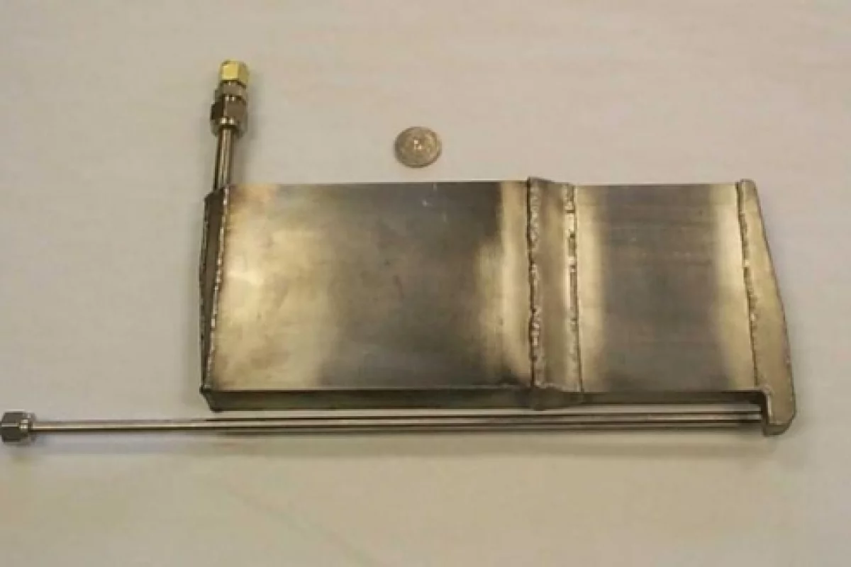 InnovaTek's compact, microchannel reformer
