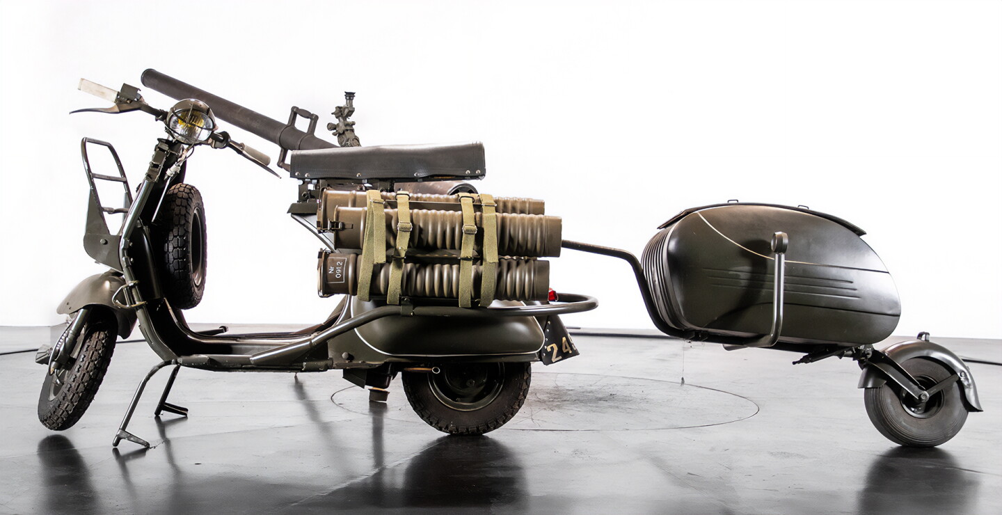 The 150 TAP was often deployed with a trailer, which was used for additional supplies and a lightweight stand for the M20.