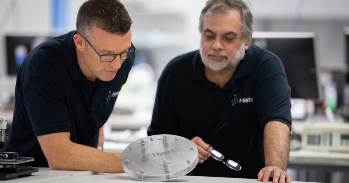 Record-breaking hydrogen electrolyzer claims 95% efficiency