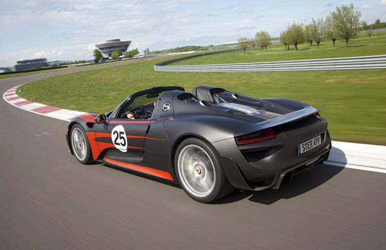 The 918 Spyder uses a race-derived V8 engine and two electric motors