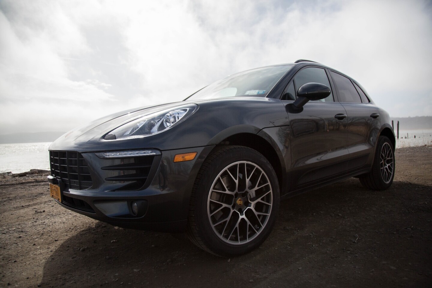 The new Porsche Macan S will hit 100 km/h (62 mph) in five seconds
