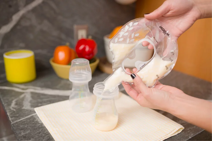 Willow Pump states that all parts that make contact with milk are FDA cleared and BPA-free – flanges and Flextubes are also dishwasher safe for easy cleaning and replaceable