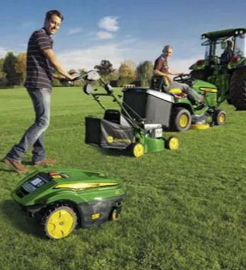 The John Deere TANGO E5