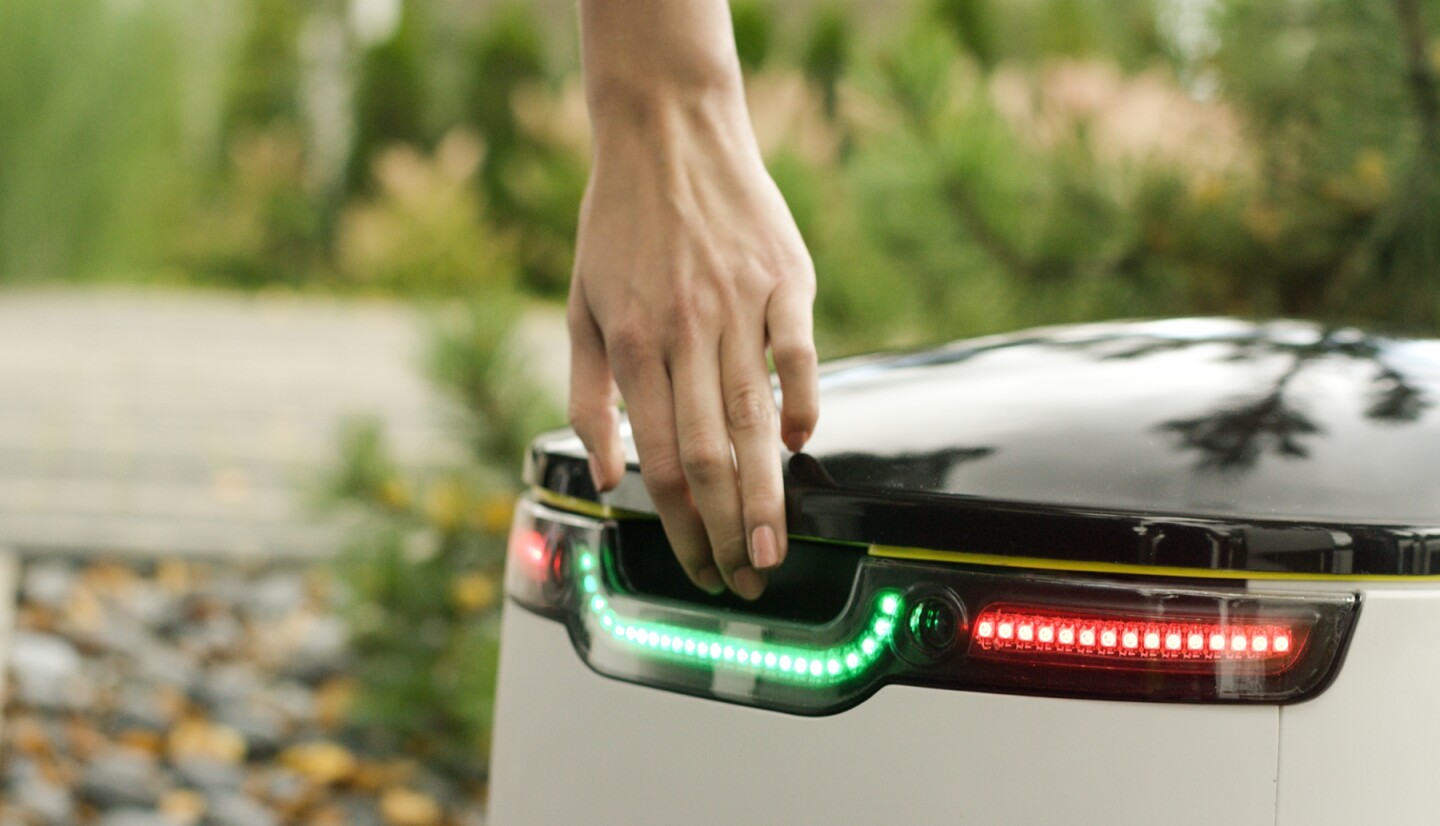 When a customer in one of the served pilot areas orders something from one of the partners online or via an app, they will be offered Starship delivery as an option