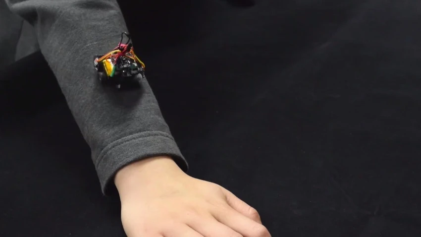 Each Rovable contains a battery, microcontroller, and a wireless communications module that lets it track the movements and locations of its fellow little robots