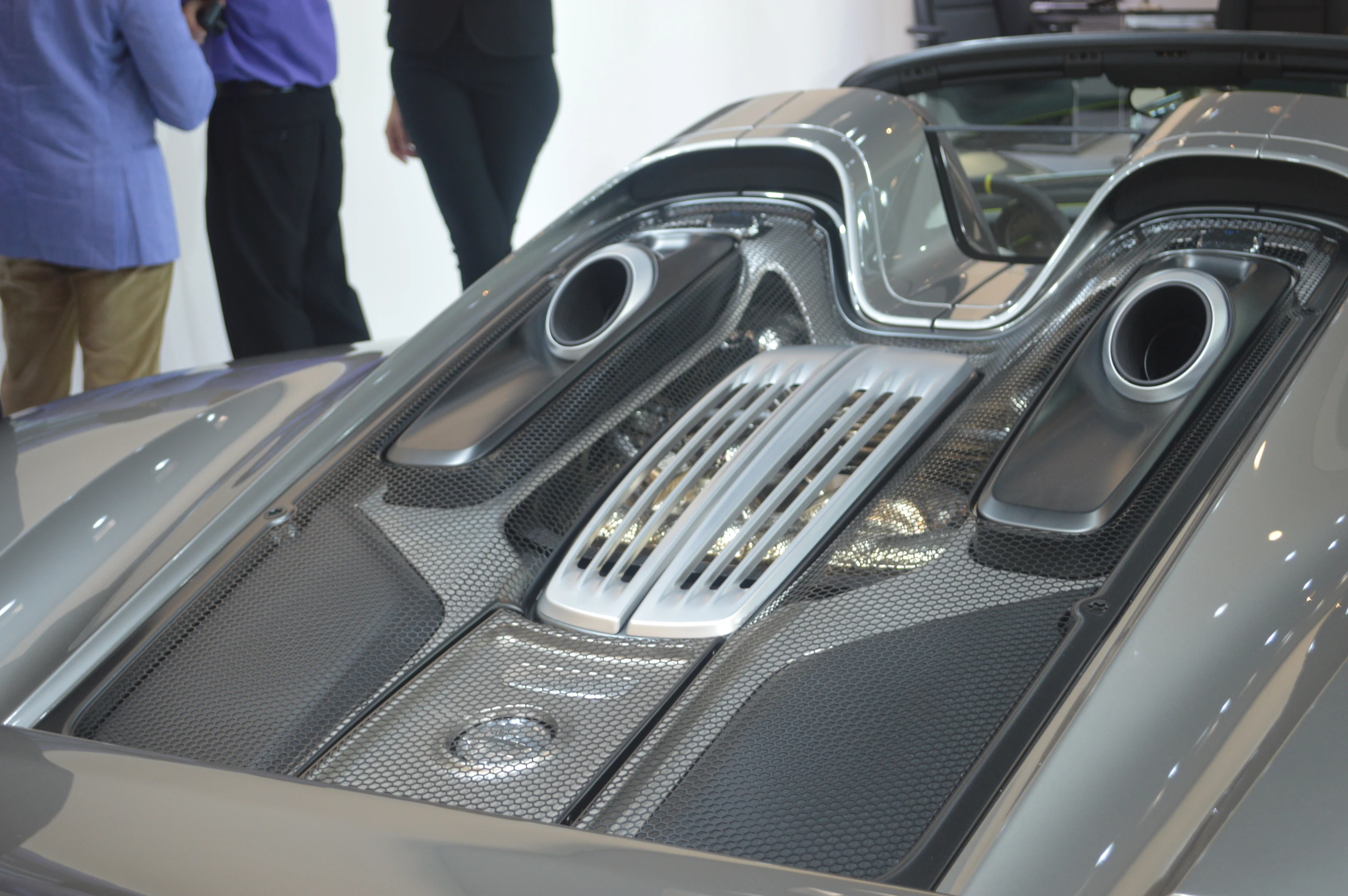 A peek at the 918's flaring nostrils (Photo: CC Weiss)