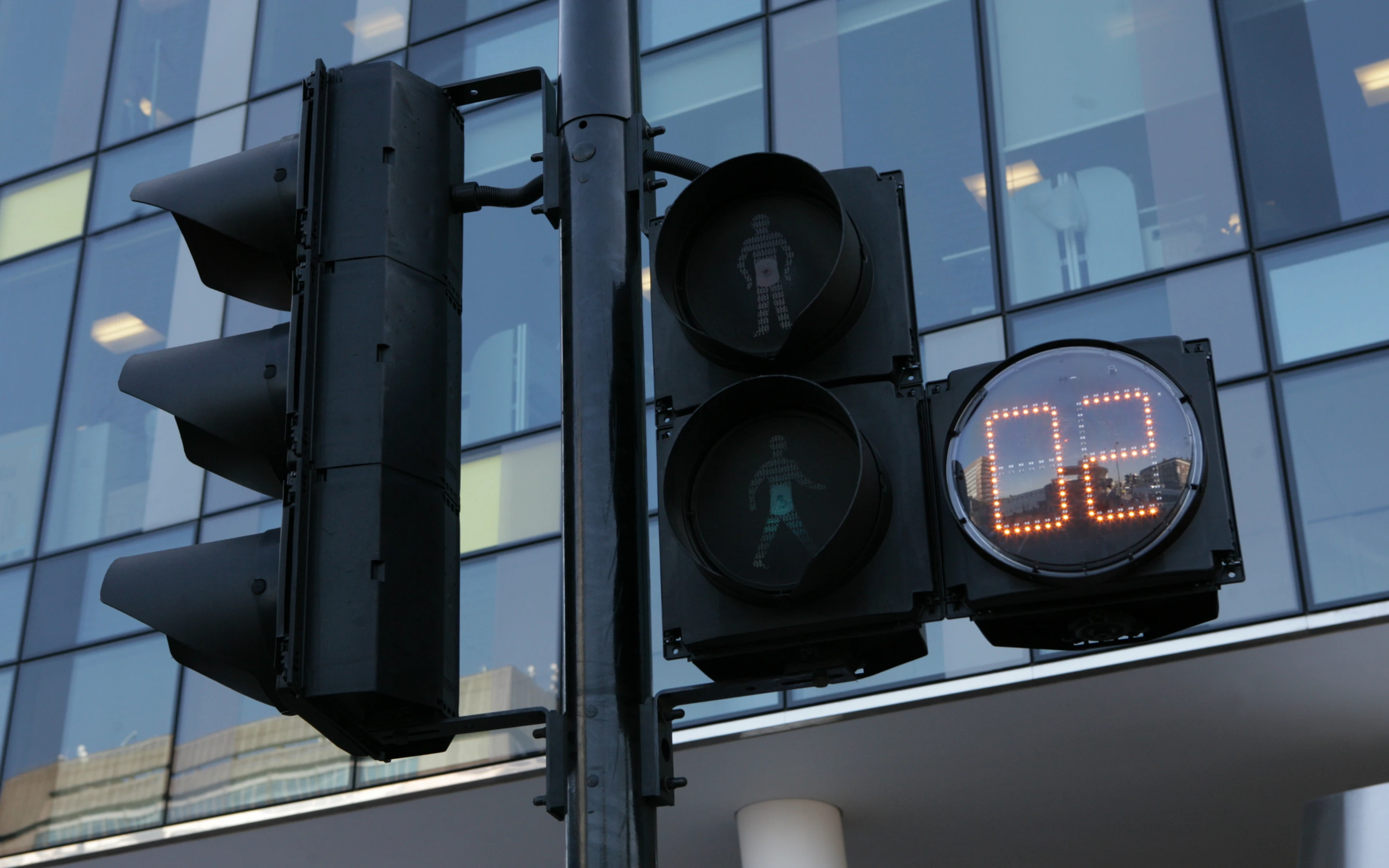 The Pedestrian SCOOT system follows on from TfL's Pedestrian Countdown program (Image: TfL)