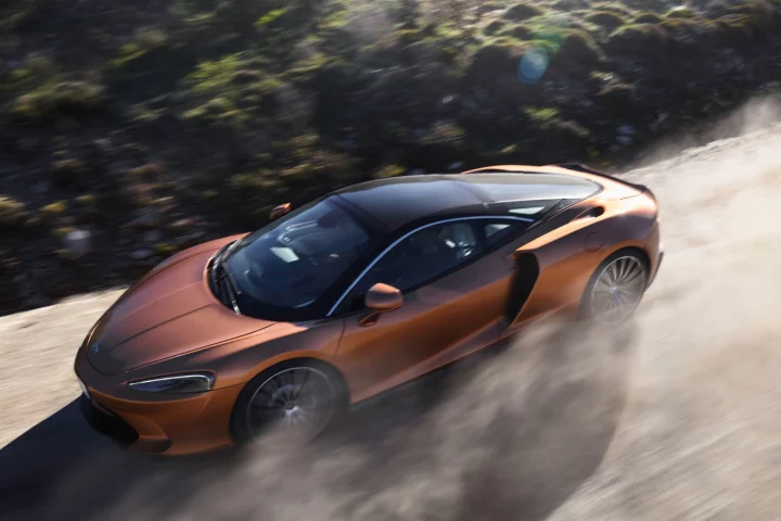Built on the Speedtail’s lightweight underpinnings, the McLaren GT is made with a carbon fiber structure and aluminum body panels and gear