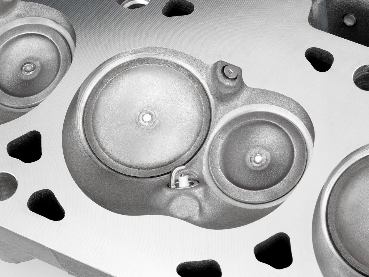 Corvette LT1 V-8 combustion chamber