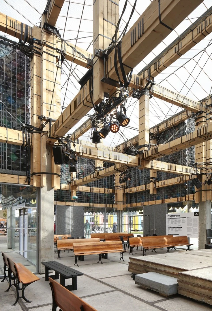 The interior of the People's Pavilion measured 250 sq m (2,690 sq ft)