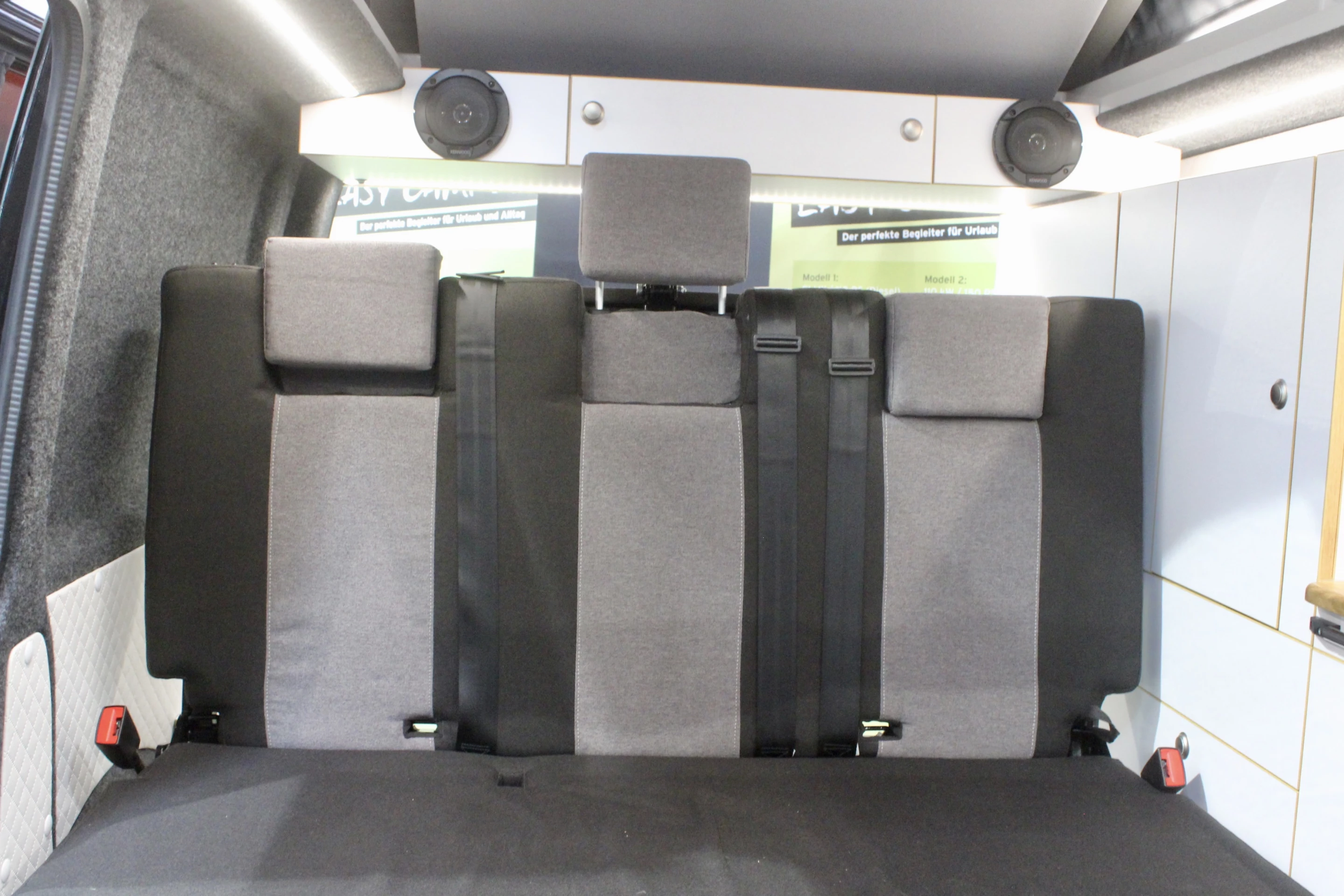 Rear bench