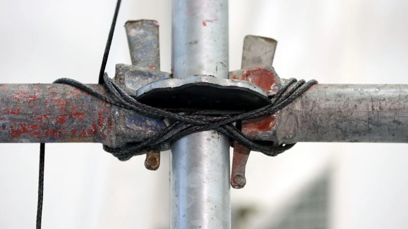 Made from ultra-high molecular weight polyethylene, Dyneema weighs just 7 g per meter (0.25 oz per 3.3 ft) and with a 4mm (0.15 in) diameter can support 1,300 kg (2,866 lb)