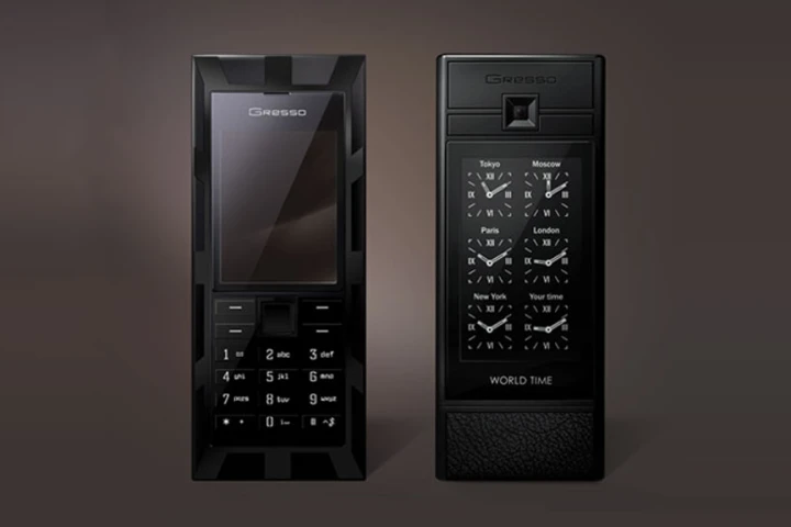 The Gresso Luxor World Time phone