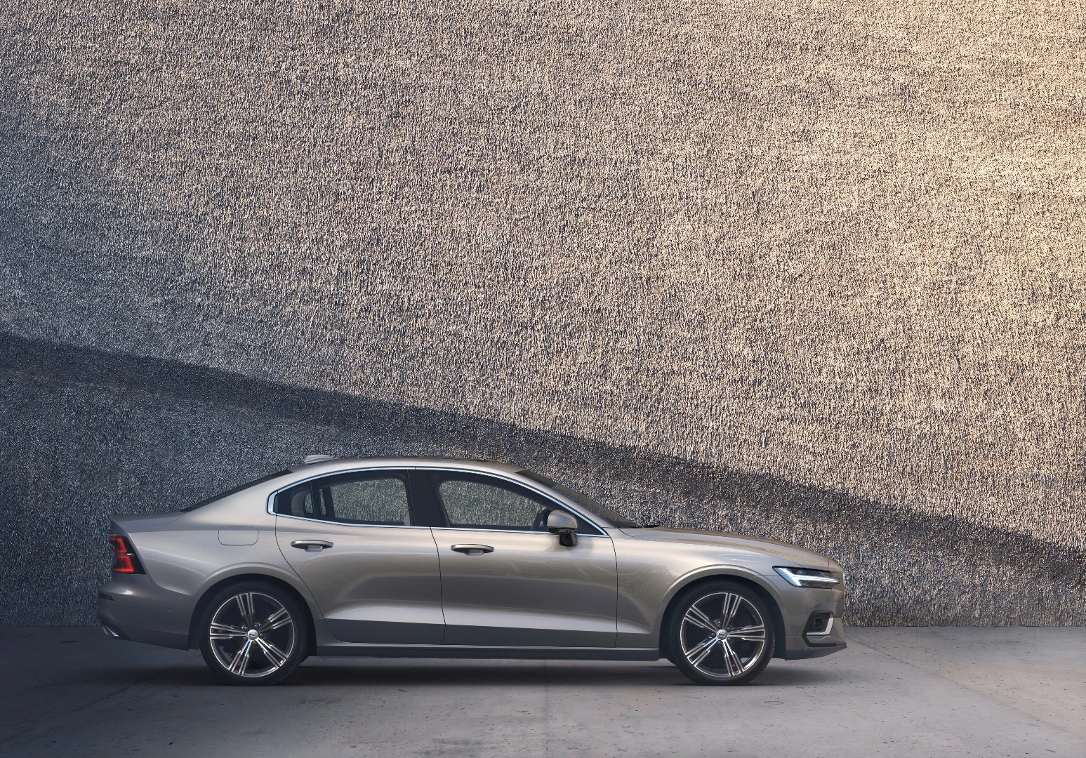 The new S60 falls in line with Volvo's new sleek design language with "Thor's Hammer" LED headlamps