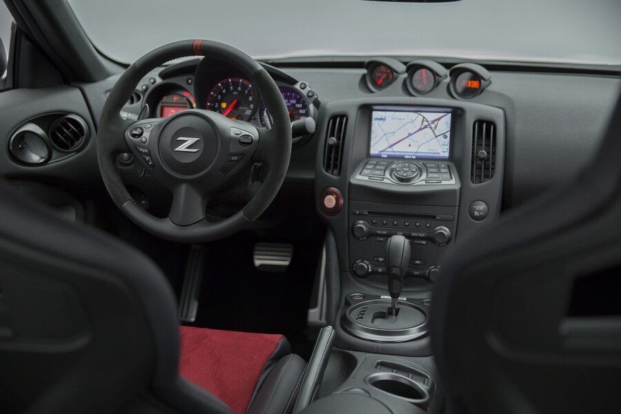 Nissan s 370Z NISMO Makes Surprise Debut At ZDAYZ