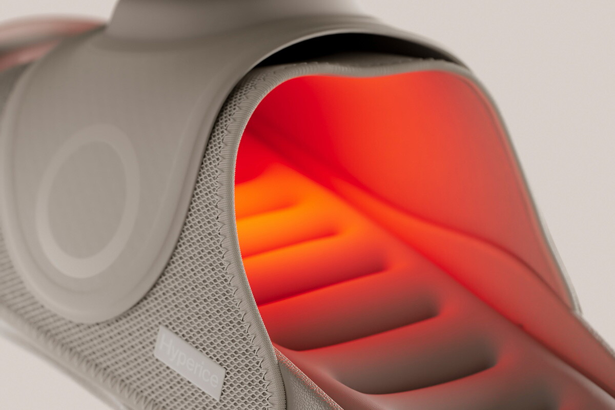 Nike Air Zoom Hyperslide offers heated-massage recovery