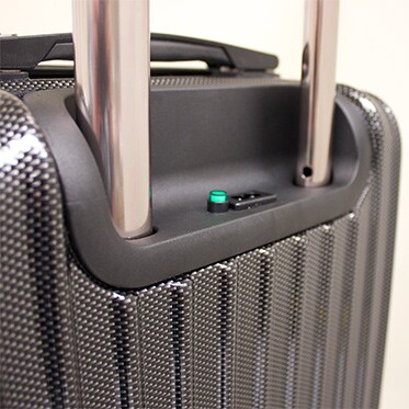 An indicator light lets users know when the heating process is complete