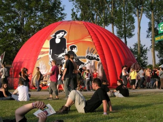 The inflatable nightclub