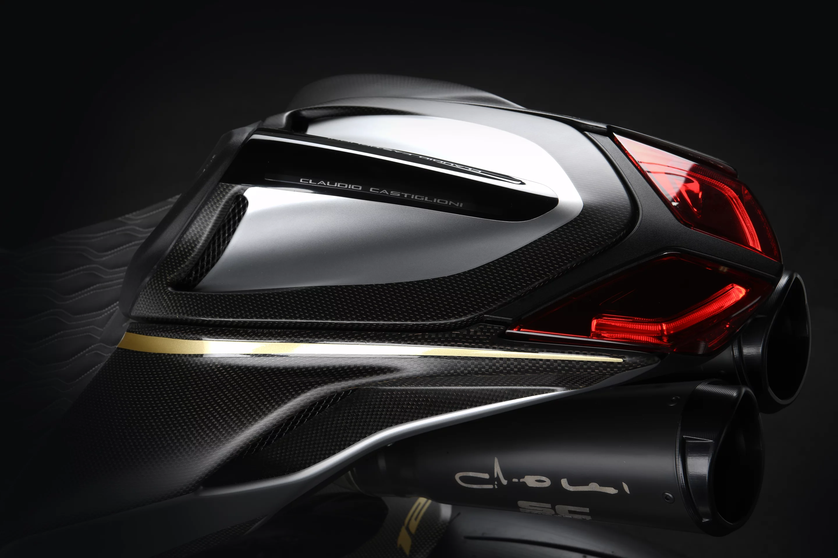 MV Agusta F4 Claudio: seat cowl