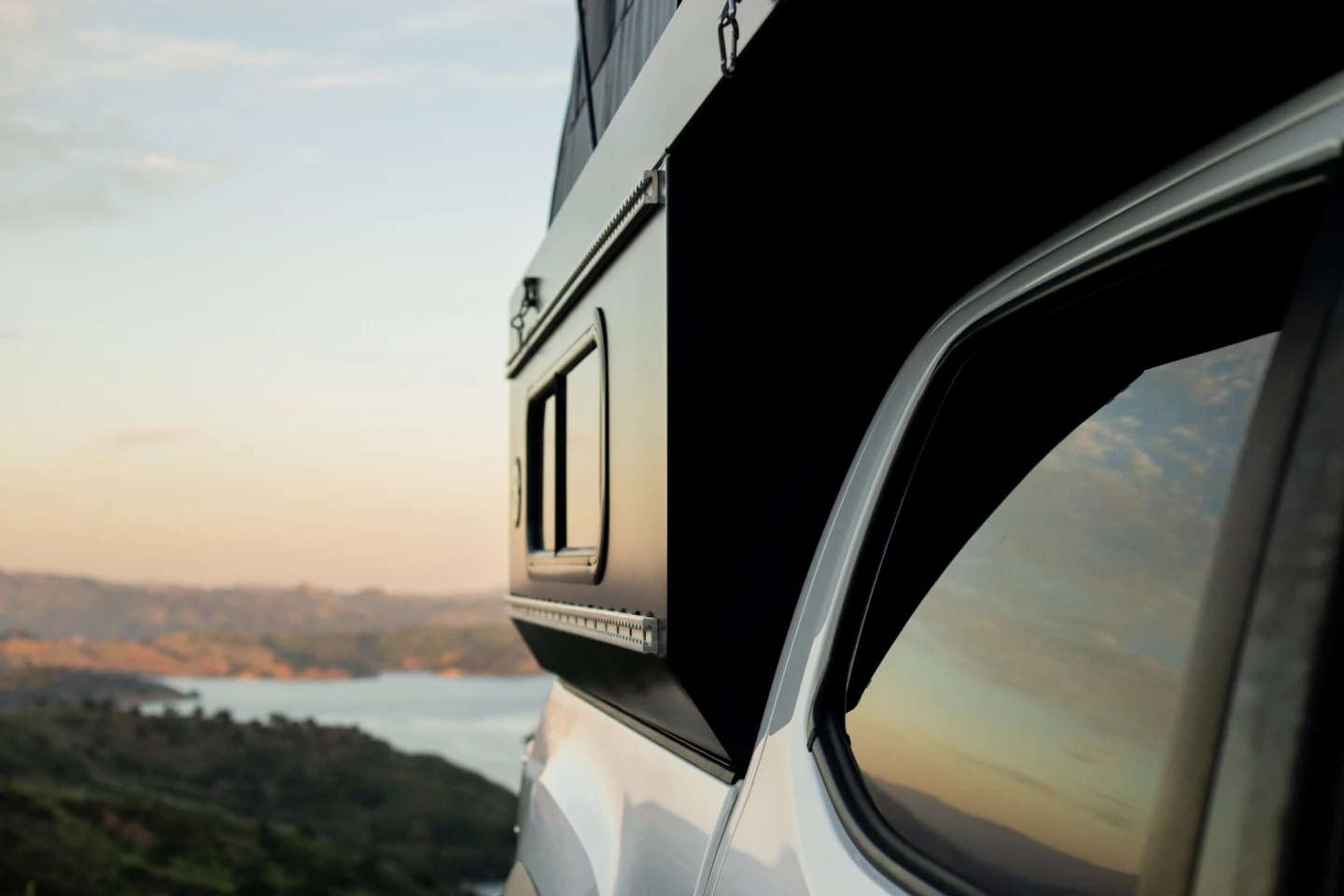 Slider windows and exterior L-track are available optionally