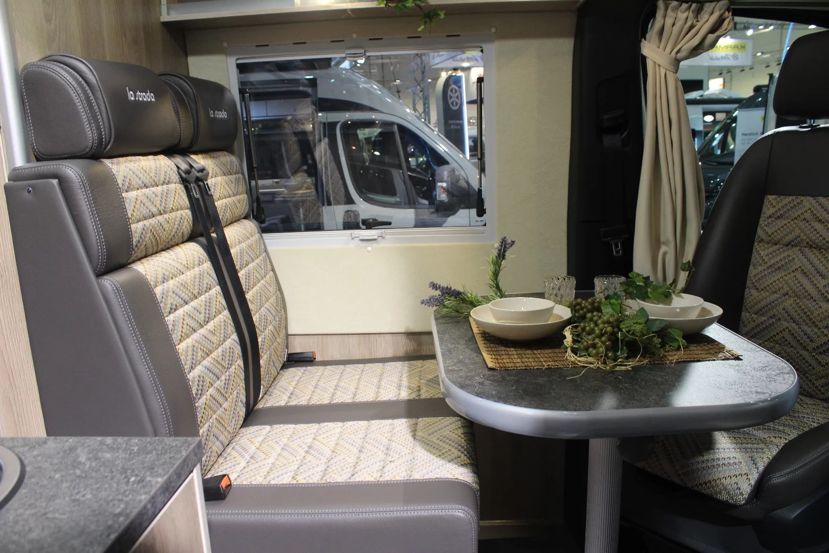 Regent S dining area