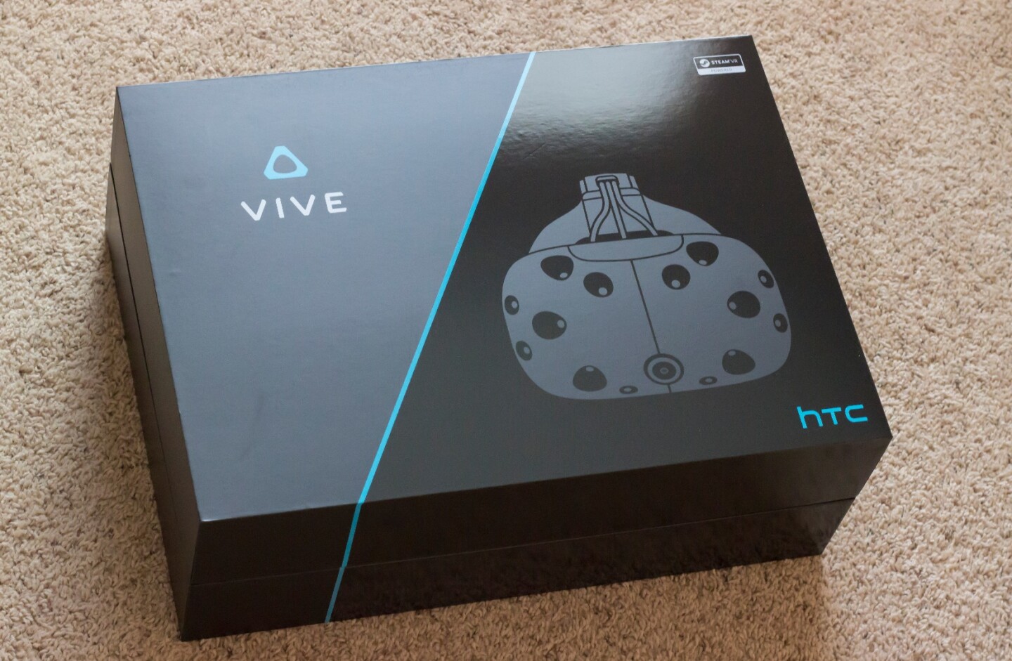 HTC Vive gives you less than everything you need (no gaming PC) in one $799 box