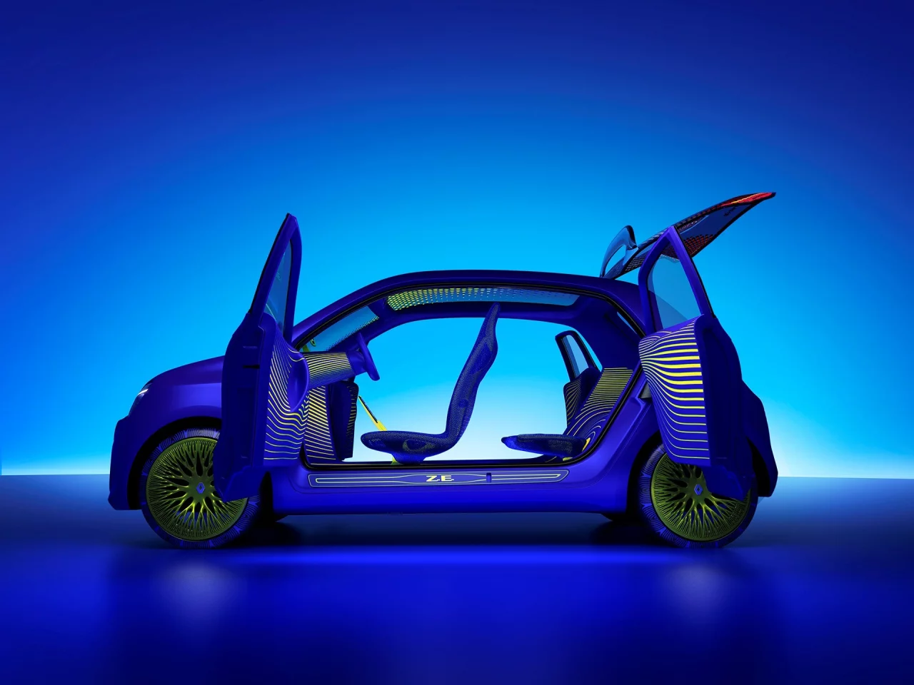 Pillarless concept with electric powered suicide doors allows tourists easy access