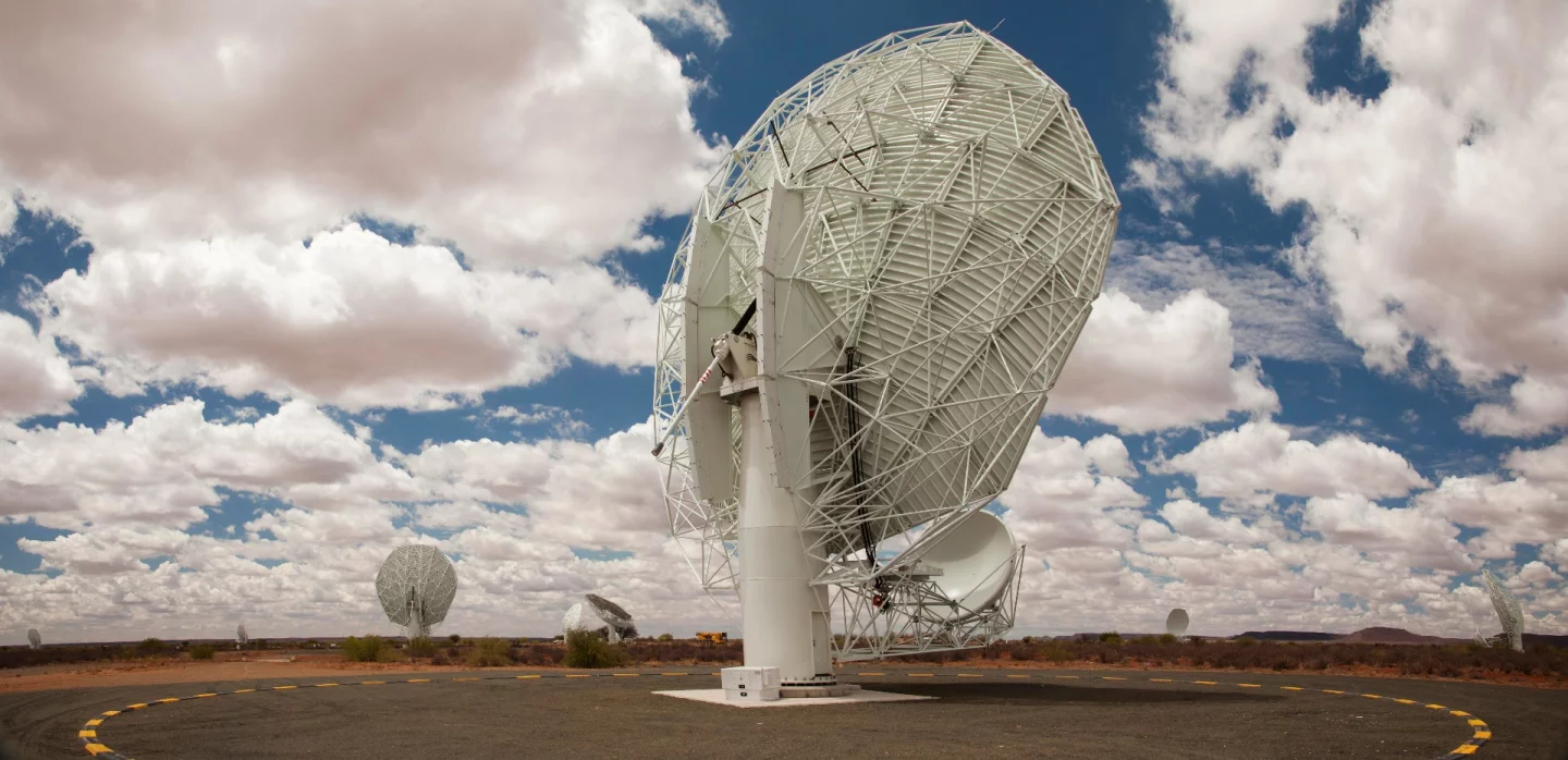Each Meerkat receptor is made up of a 13.5 m dish antenna