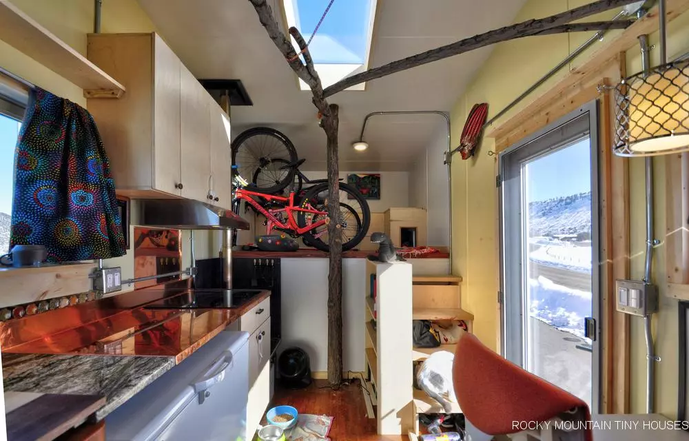The Tucson's raised gooseneck area is used for storage space