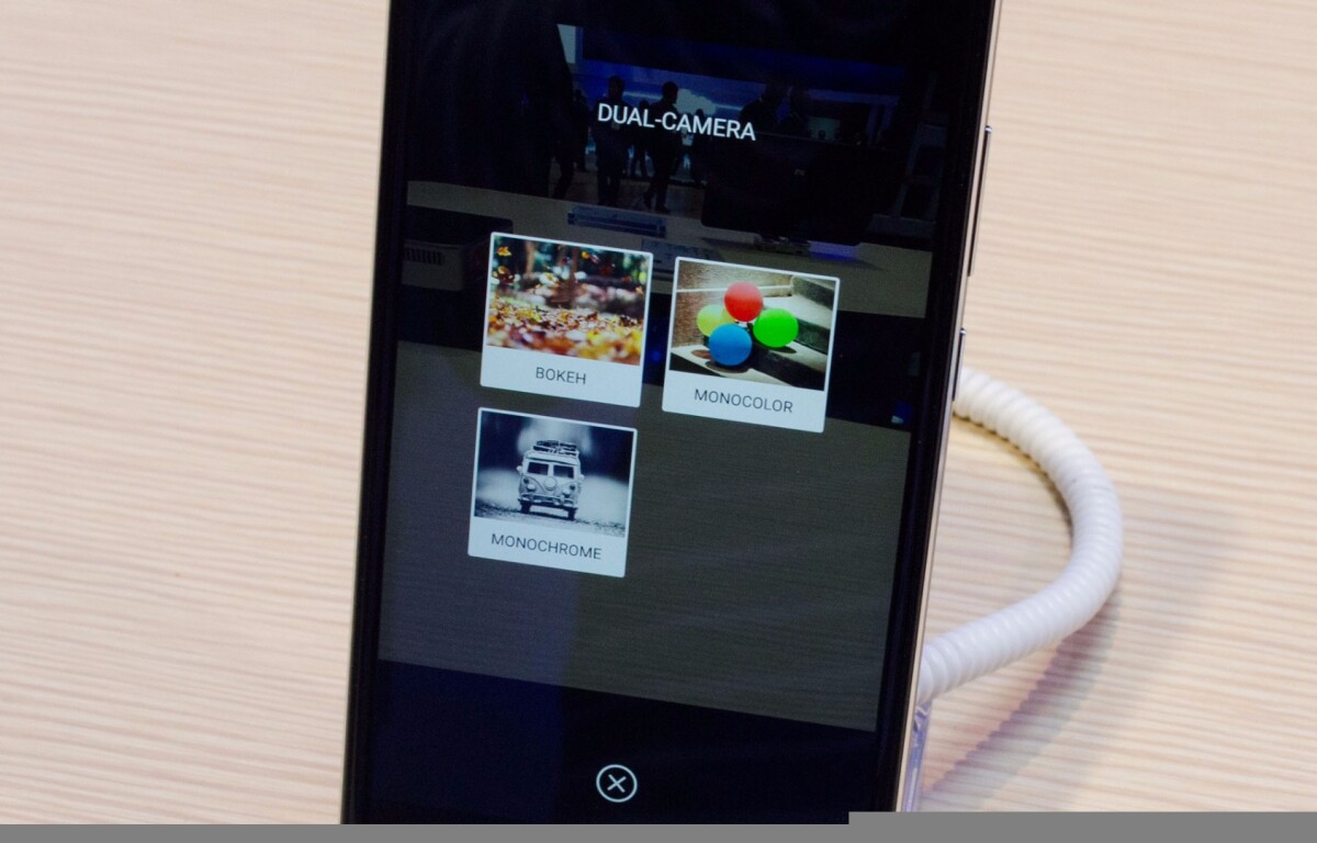 The dual camera modes on the Blade V8 Pro