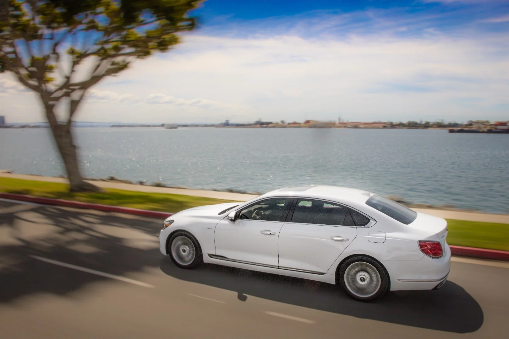 The 2019 model features a more sports-tuned, faster paced look than was seen before