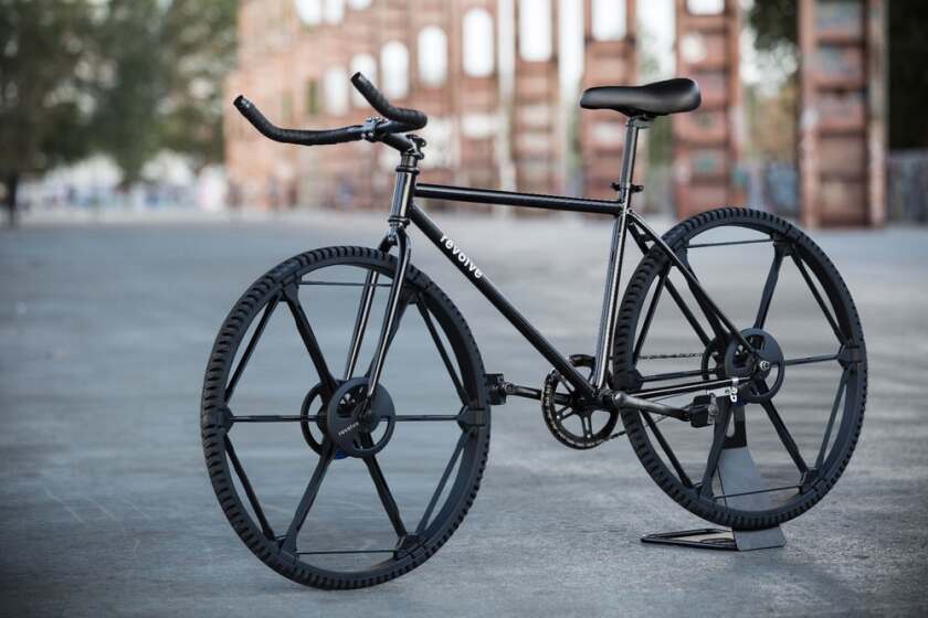 The Revolve wheel can reportedly be folded to a third its diameter and back again in an instant