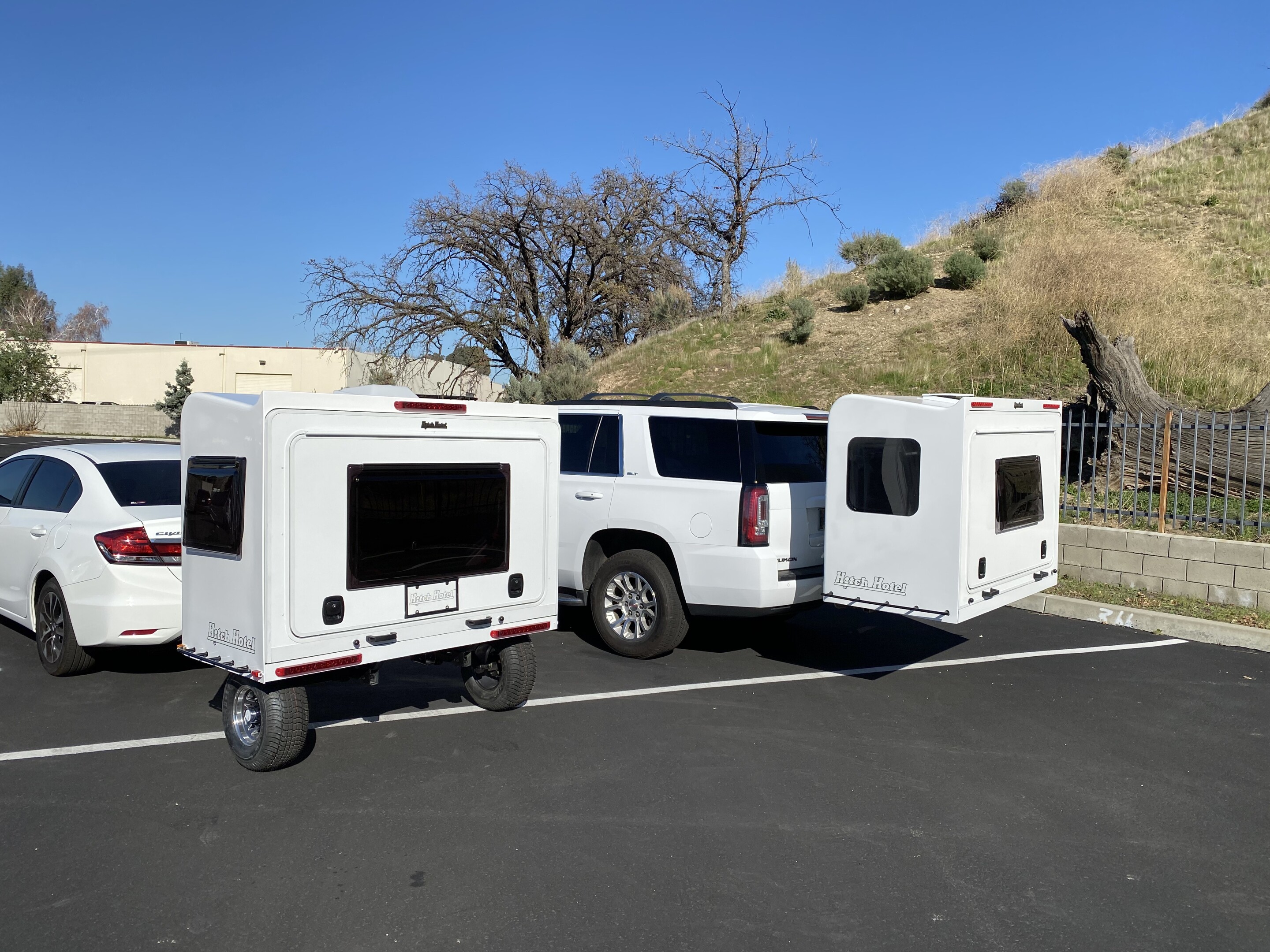 Tiny, telescoping Hitch Hotel camper gets its own trailer wheels