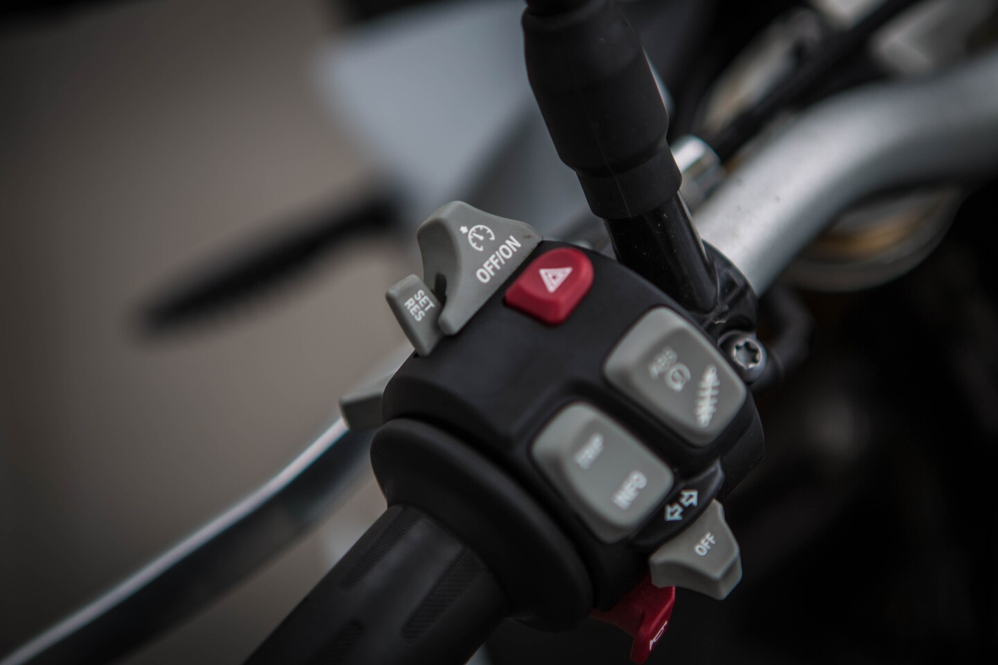 The BMW S1000R: cruise control is finally an option on a sportsbike (Photo: Loz Blain)