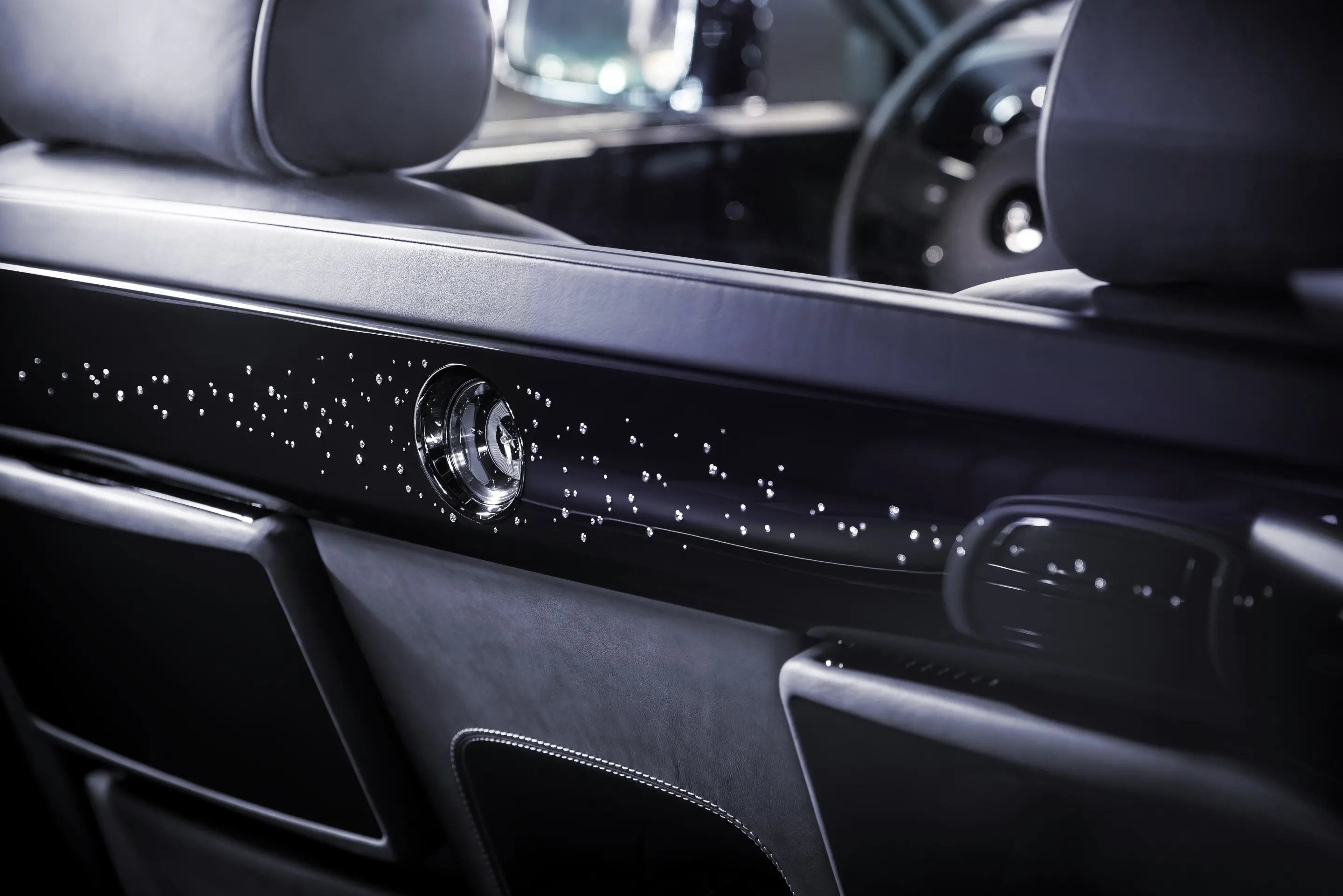 For Dubai, Rolls-Royce added 446 diamonds to the interior of the Celestial Phantom
