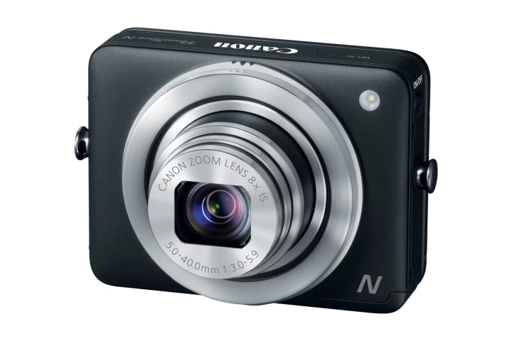 A Creative Shot mode on the Canon Powershot N can automatically create five "artistic" versions of images