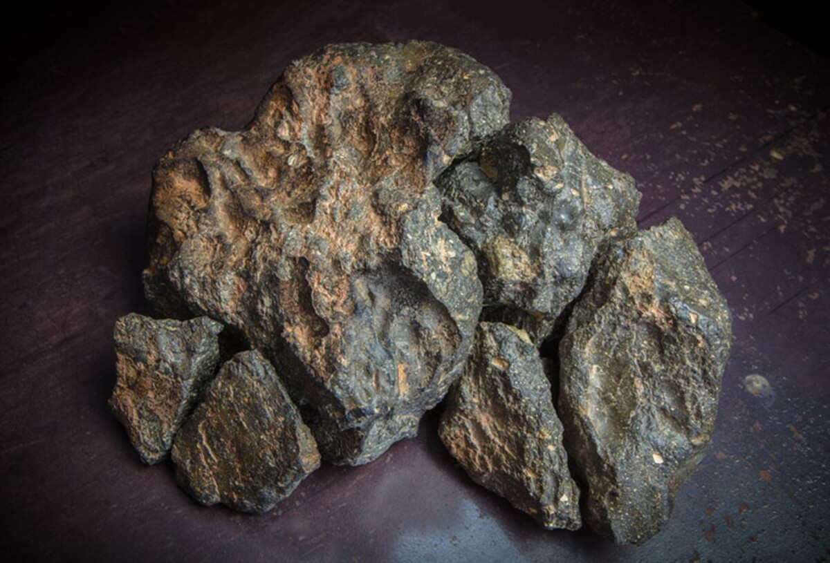 $612,500 | NWA 11789 Lunar Meteorite | Auction House: RR Auctions | Sale price: US$612,500 | Official Estimate: US$500,000.00 + | Date of sale: October 18, 2018