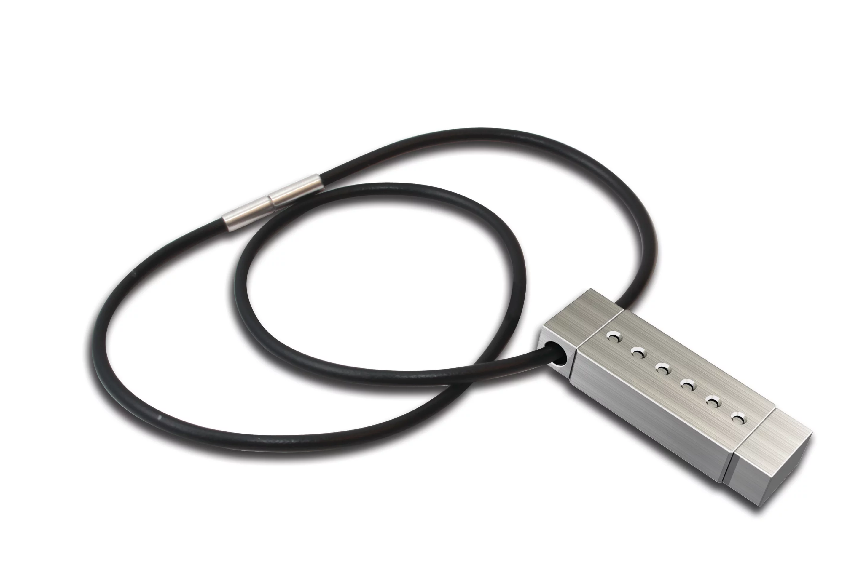 The Buss keeps things flat and slick when not in use