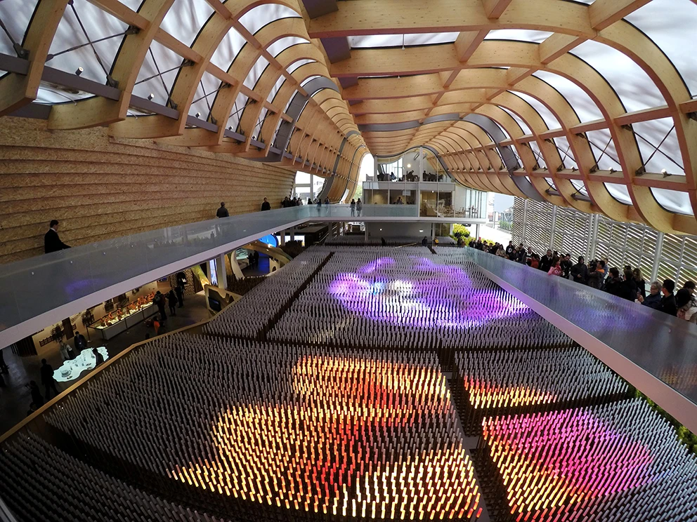 The display incorporates China’s interpretation for the five colors of the soil