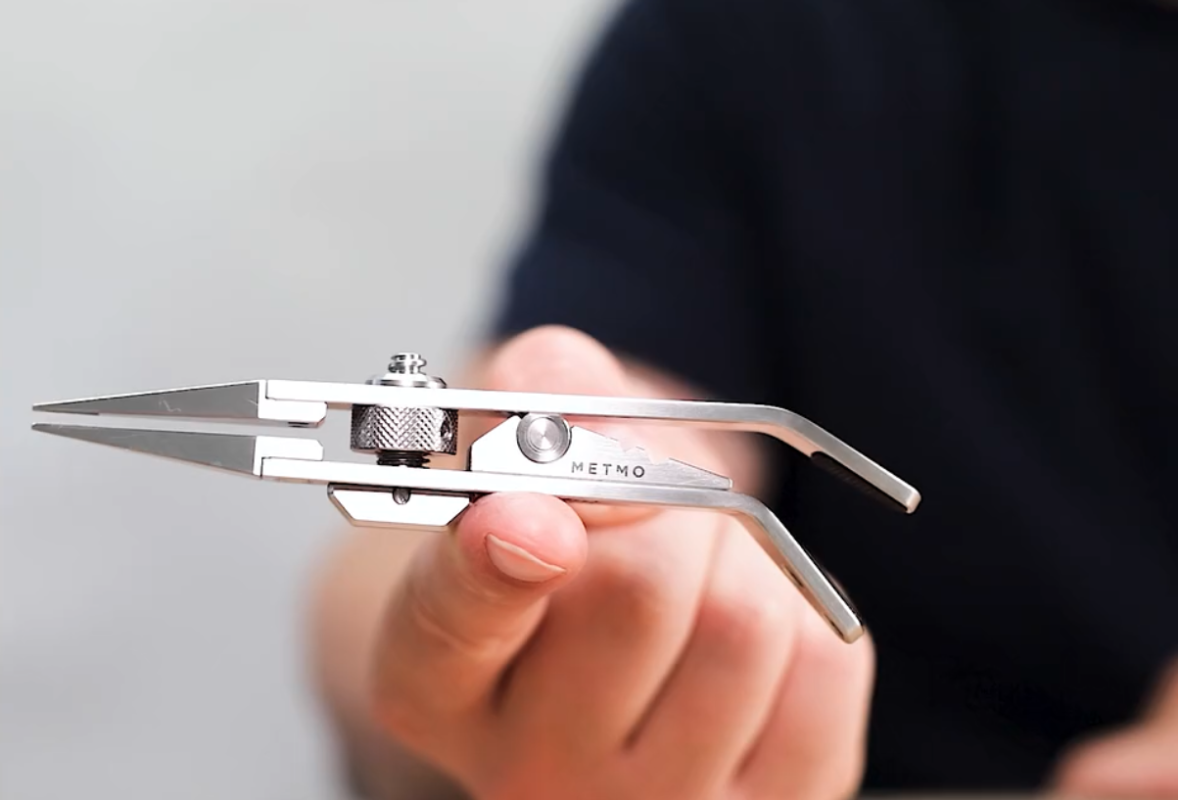 200-year mobile tiny vise locks in with surgical precision