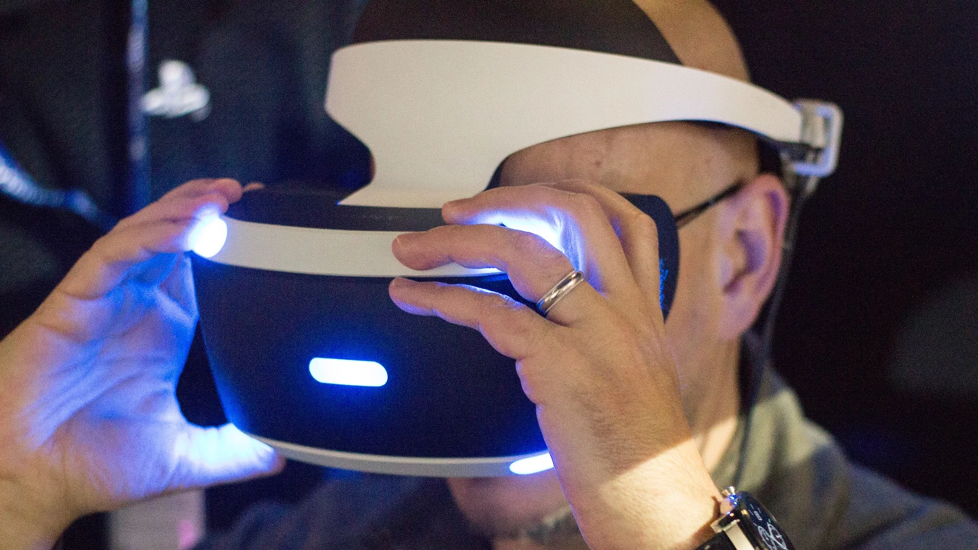 Gizmag checks out Sony's latest iteration of Project Morpheus at E3 2015