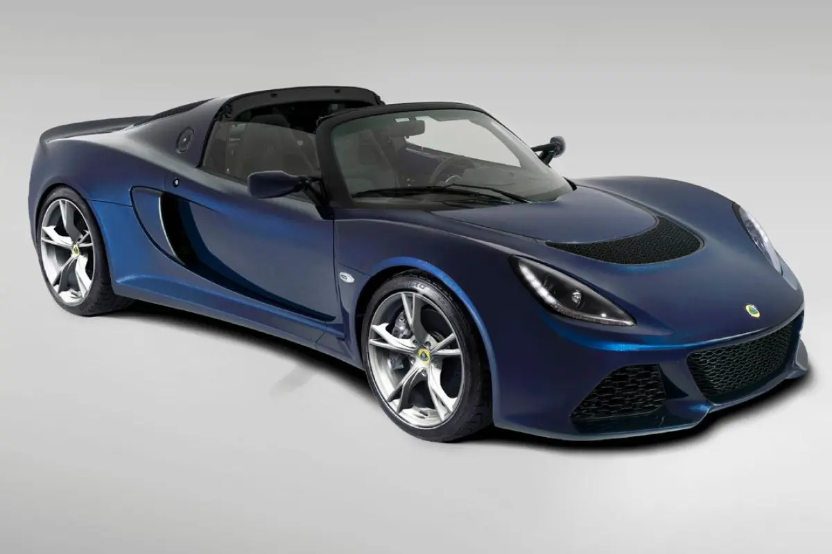 Lotus unveiled its Exige S Roadster at the 2012 Geneva Motor Show earlier this week, marking the sportscar manufacturer's first soft top Exige