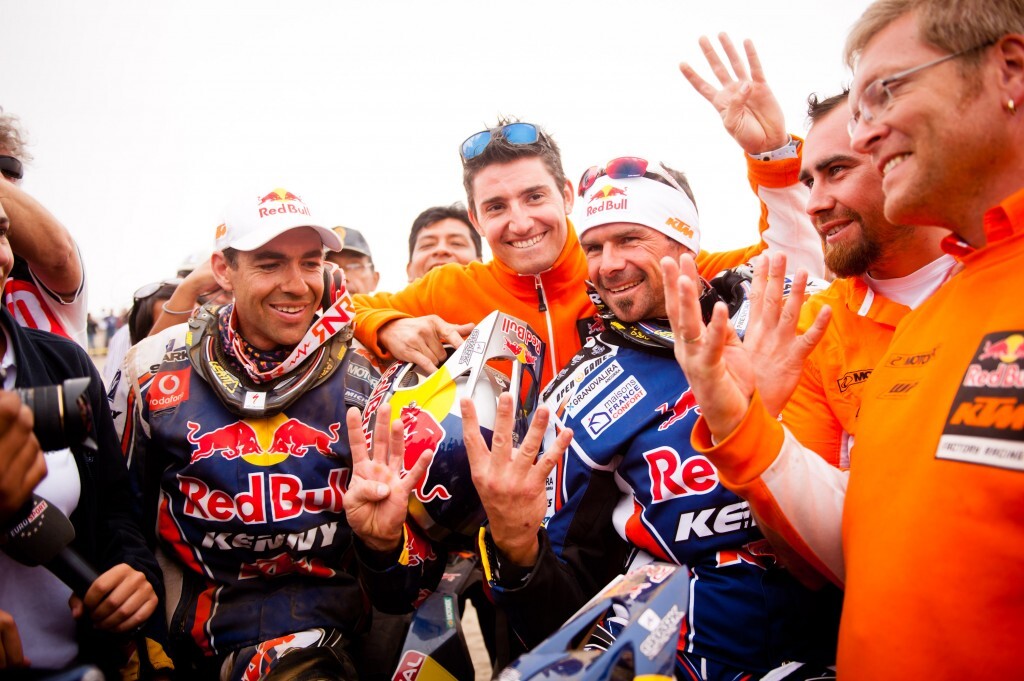 Cyril Depres and the KTM team Image: KTM