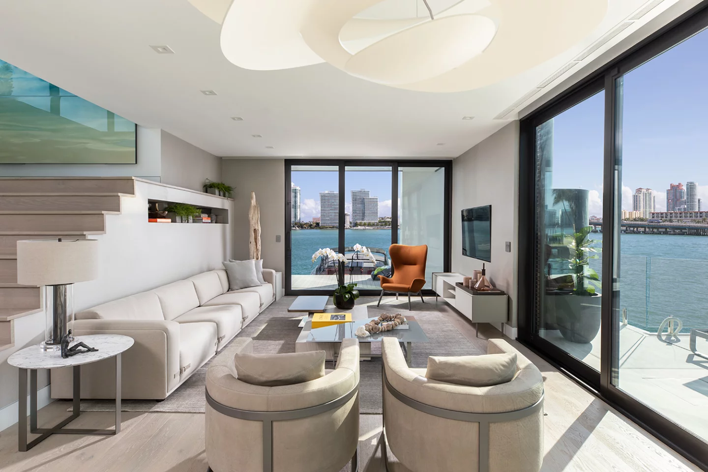 The Arkup #1's living room