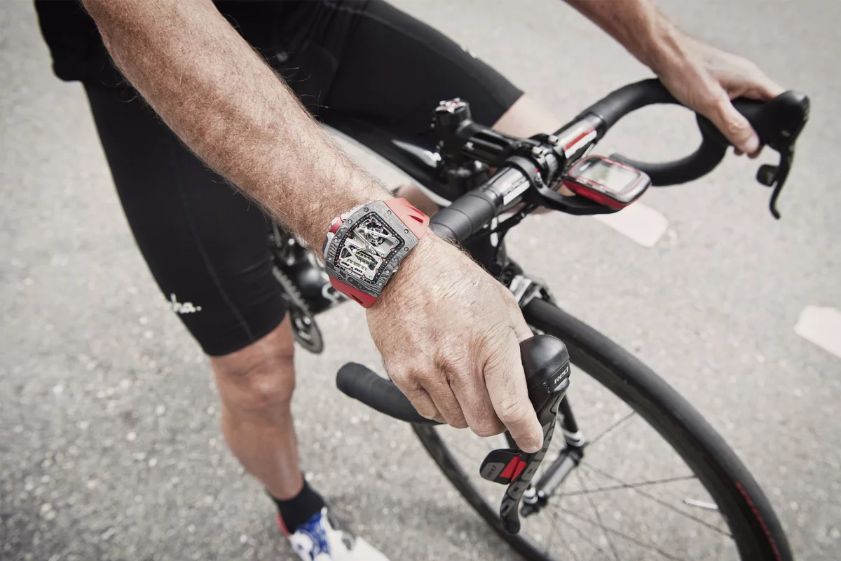 The RM 70-01 was designed in collaboration with former Formula One driver-turned-cycle racer Alain Prost
