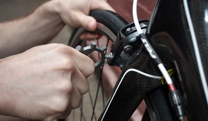 Using Ringtool to work on a bicycle