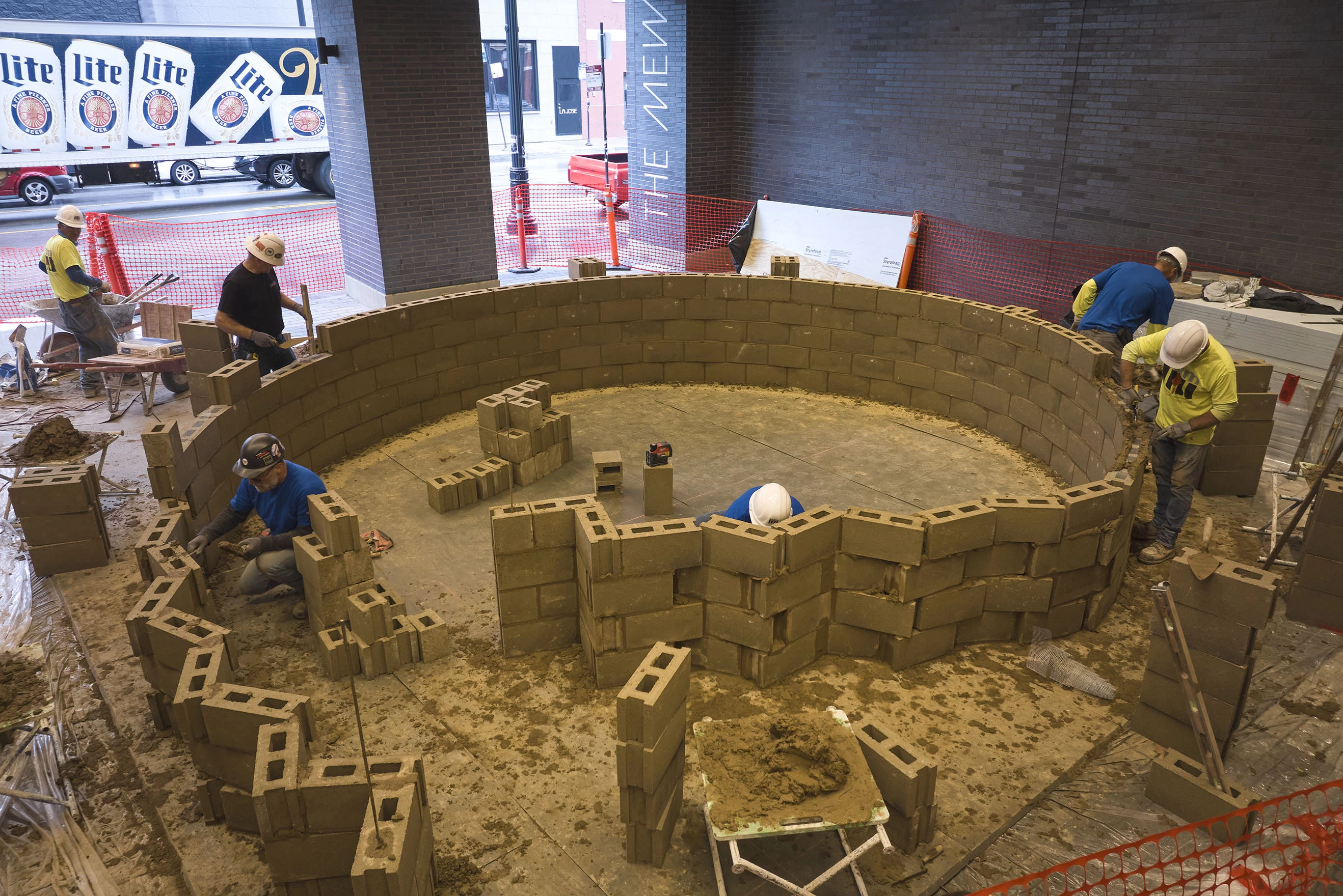 The Spiral consists of Prometheus Materials' Bio-Blocks, which are made from an algae-based aggregate