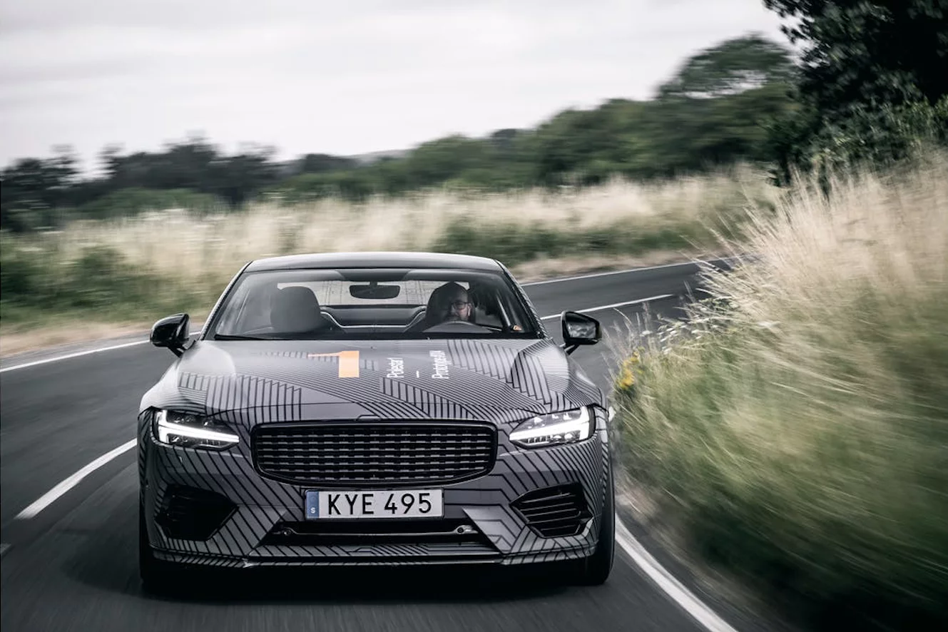 The Polestar 1 will be capable of traveling 150 km (93 mi) in electric only mode